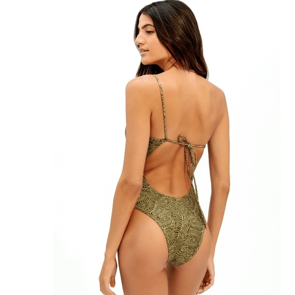 Vix NWT Ana Ortiz Green One Piece Adjustable One Shoulder SwimSuit Sz S - Picture 2 of 15
